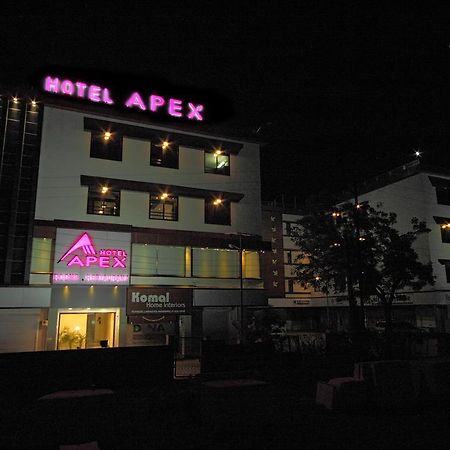 Hotel Apex Surat Exterior foto
