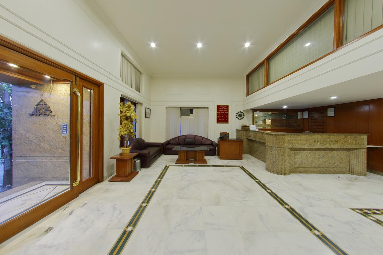 Hotel Apex Surat Exterior foto